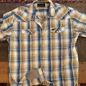 Howler Bros button down size XL